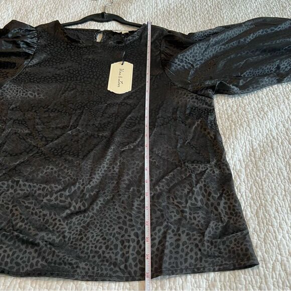 ✨ Vine & Love Women’s Black Silky Top Medium NWT - Picture 9 of 9